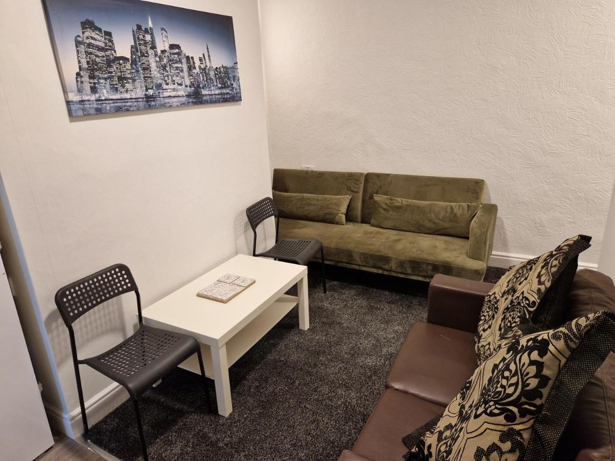 Birtley'S Diamond 3 Bed Apt, Sleeps 6 Guests Birtley  Esterno foto
